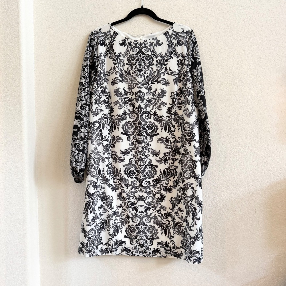 Chicos Damask Print Shift Dress Womens Size 2 US 12 Black‎ White Long Sleeve